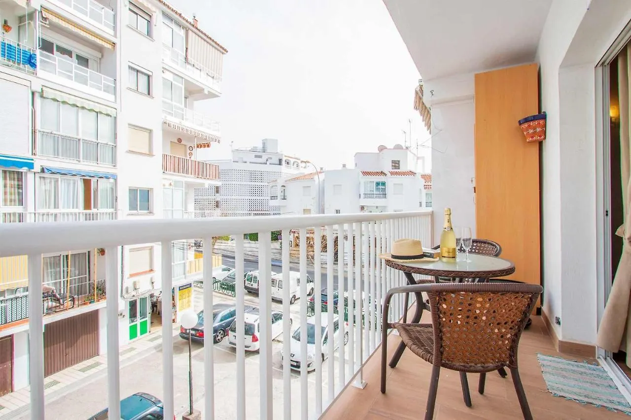 Apartamento Al Lado De La Playa Torrecilla Calle Malaga Apartment Nerja Spain