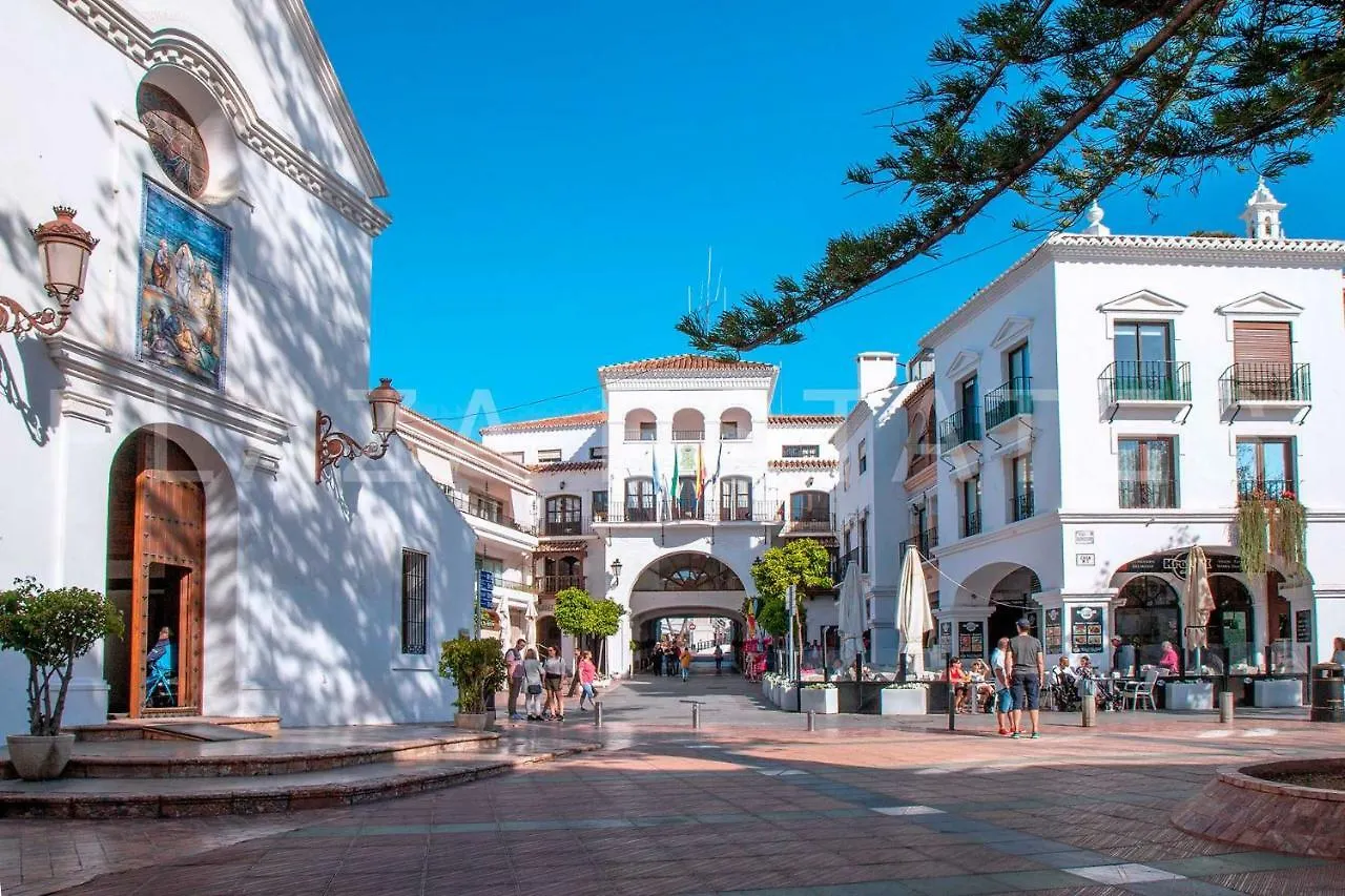 Apartamento Al Lado De La Playa Torrecilla Calle Malaga Apartment Nerja